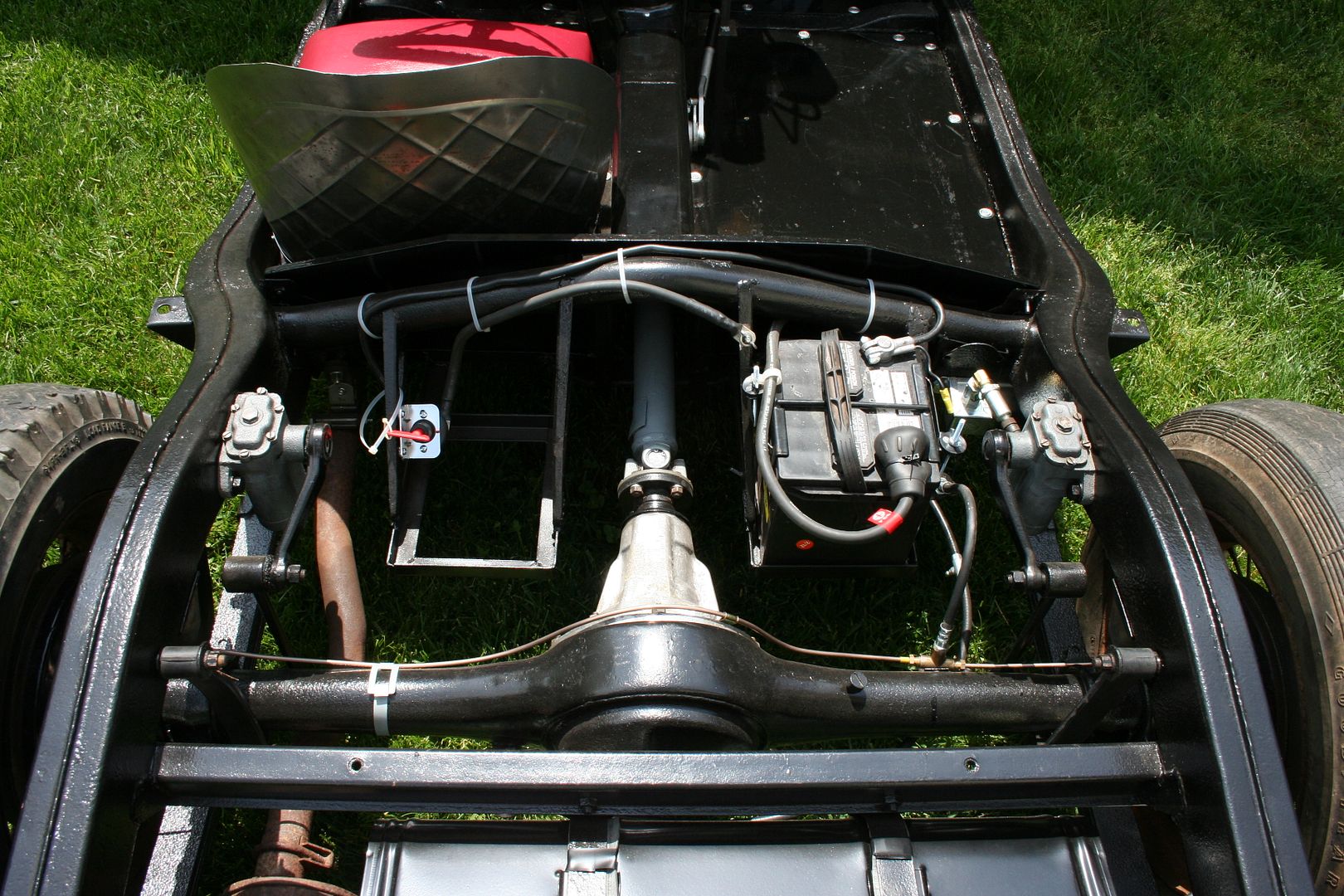 Trivial (i.e. compulsive) question regarding brake line routing over axil. MGA Forum The MG